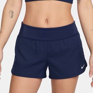 NWOT-Nike Swim Effortless Essential Size L
Women's Boardshort